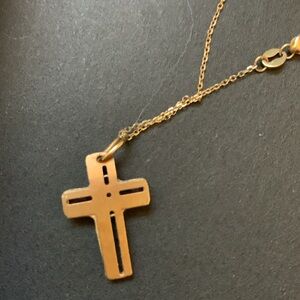 14K YG Cross Necklace